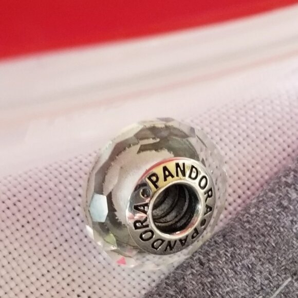 Pandora clear fascinating Murano glass charm - Picture 3 of 8